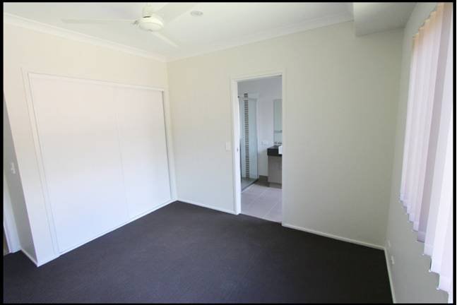 15 Koolivoo Parade BOYNE ISLAND 6