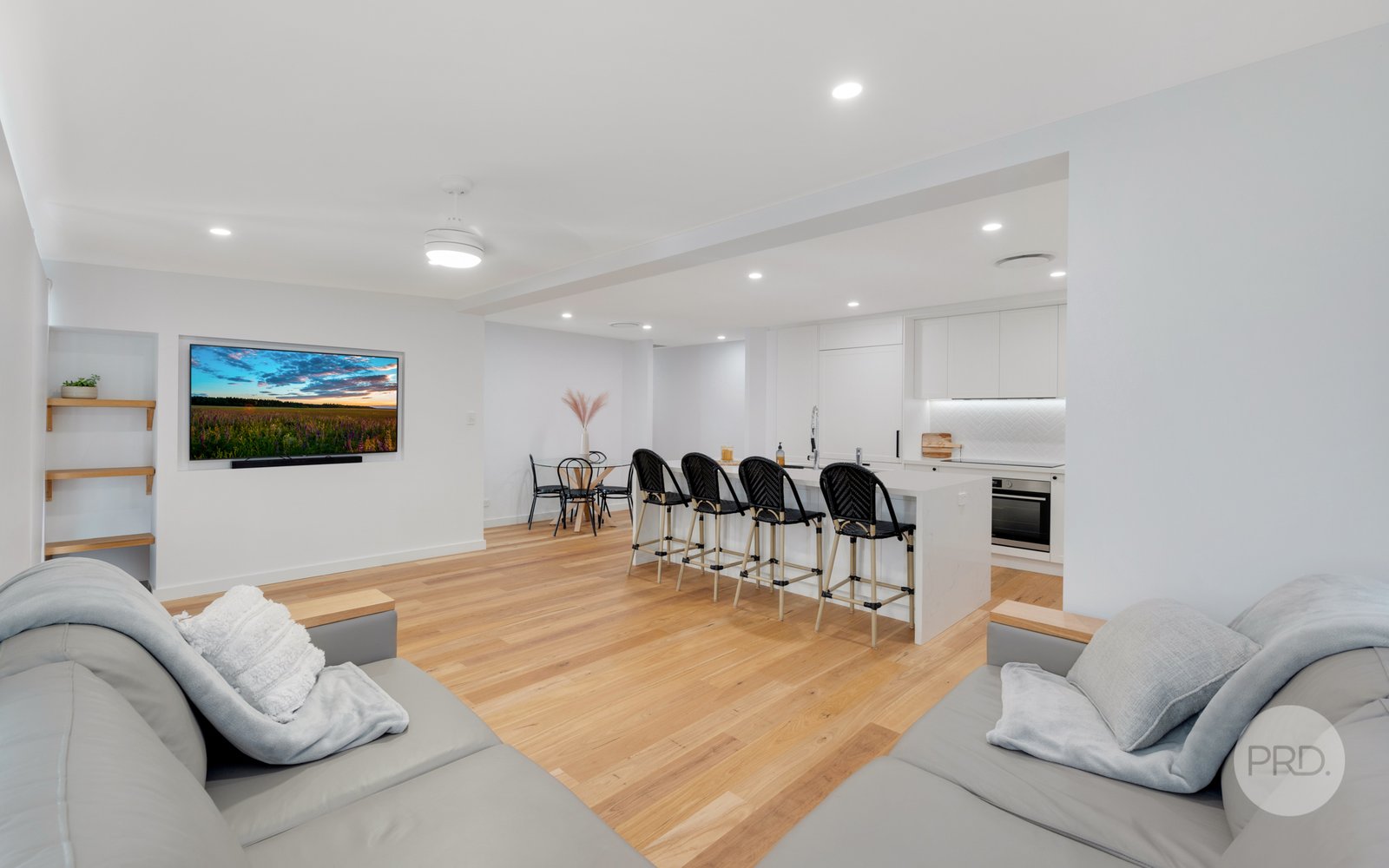 15 Korimul Crescent SOUTH PENRITH 5