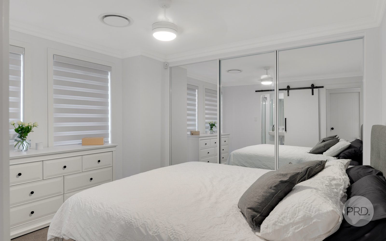 15 Korimul Crescent SOUTH PENRITH 8