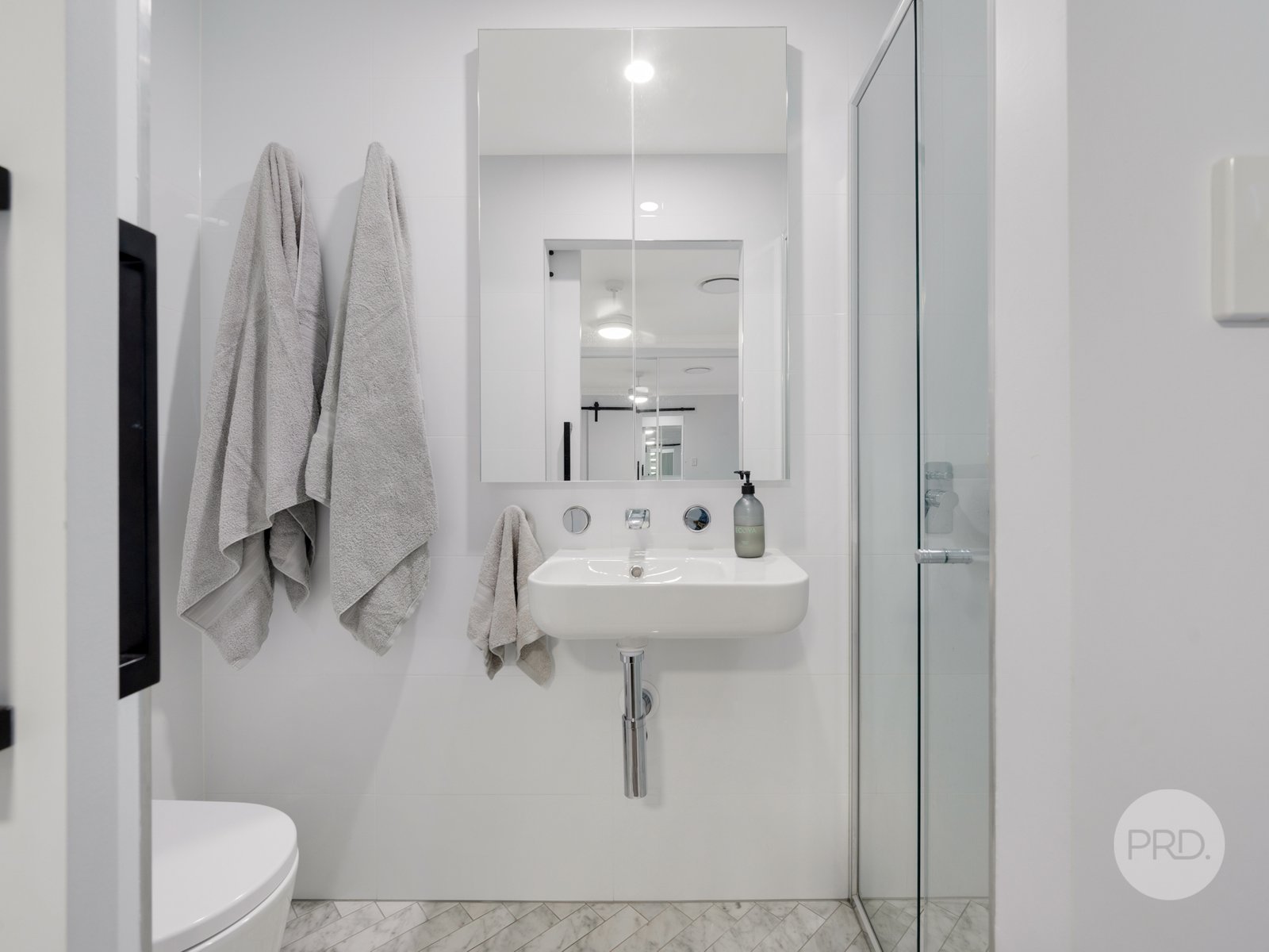 15 Korimul Crescent SOUTH PENRITH 9
