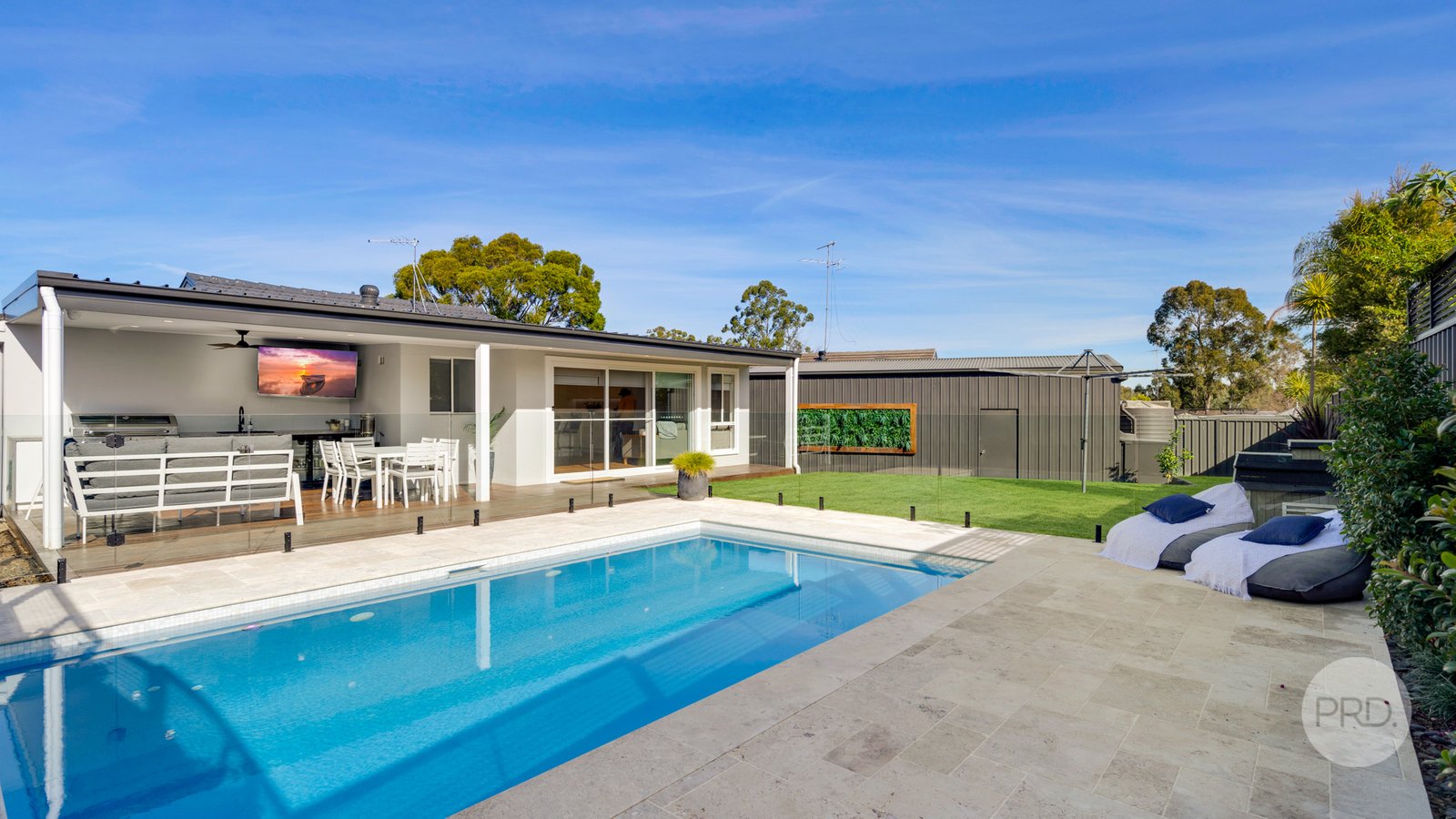 15 Korimul Crescent SOUTH PENRITH 14