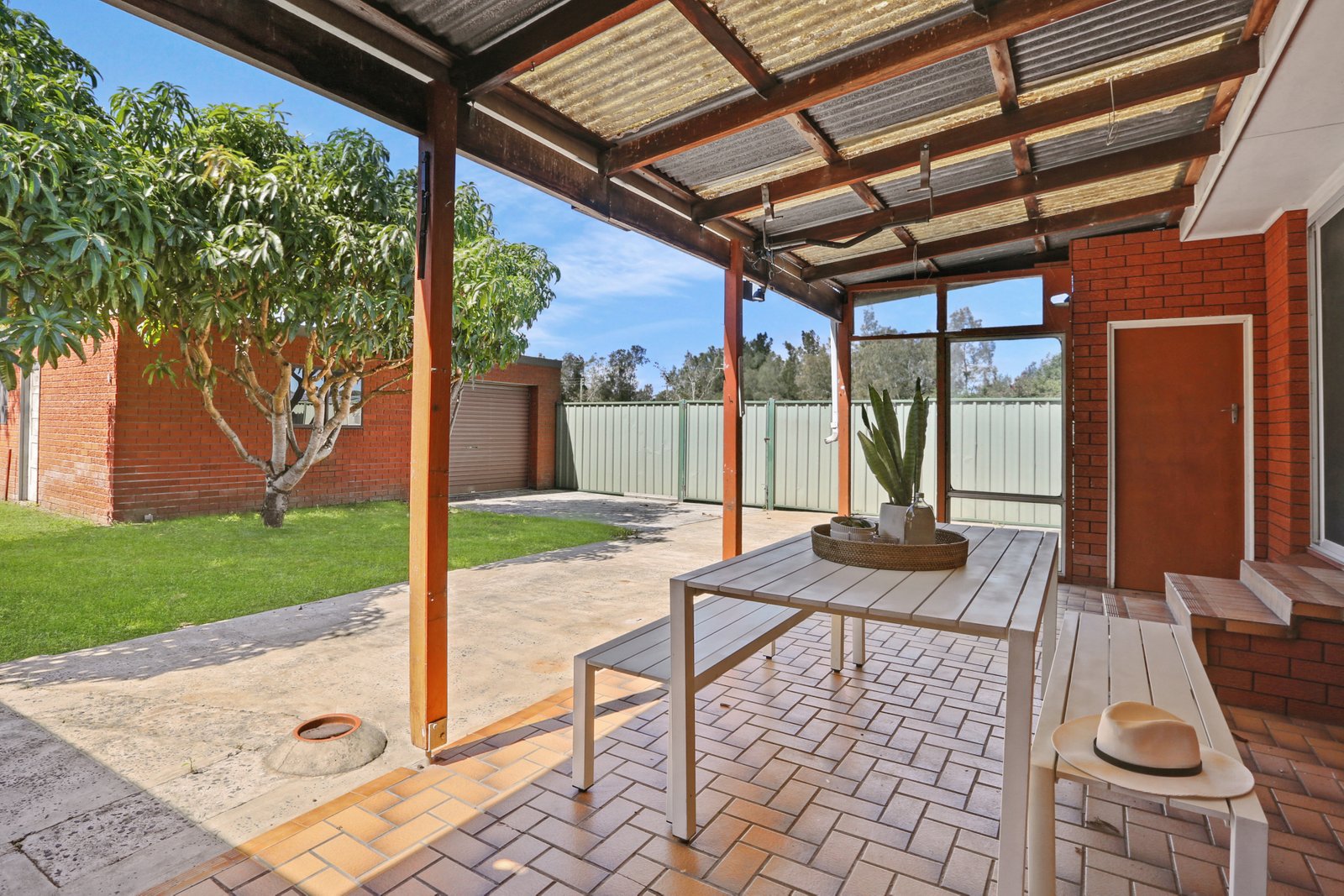 15 Kundle Street DAPTO 9