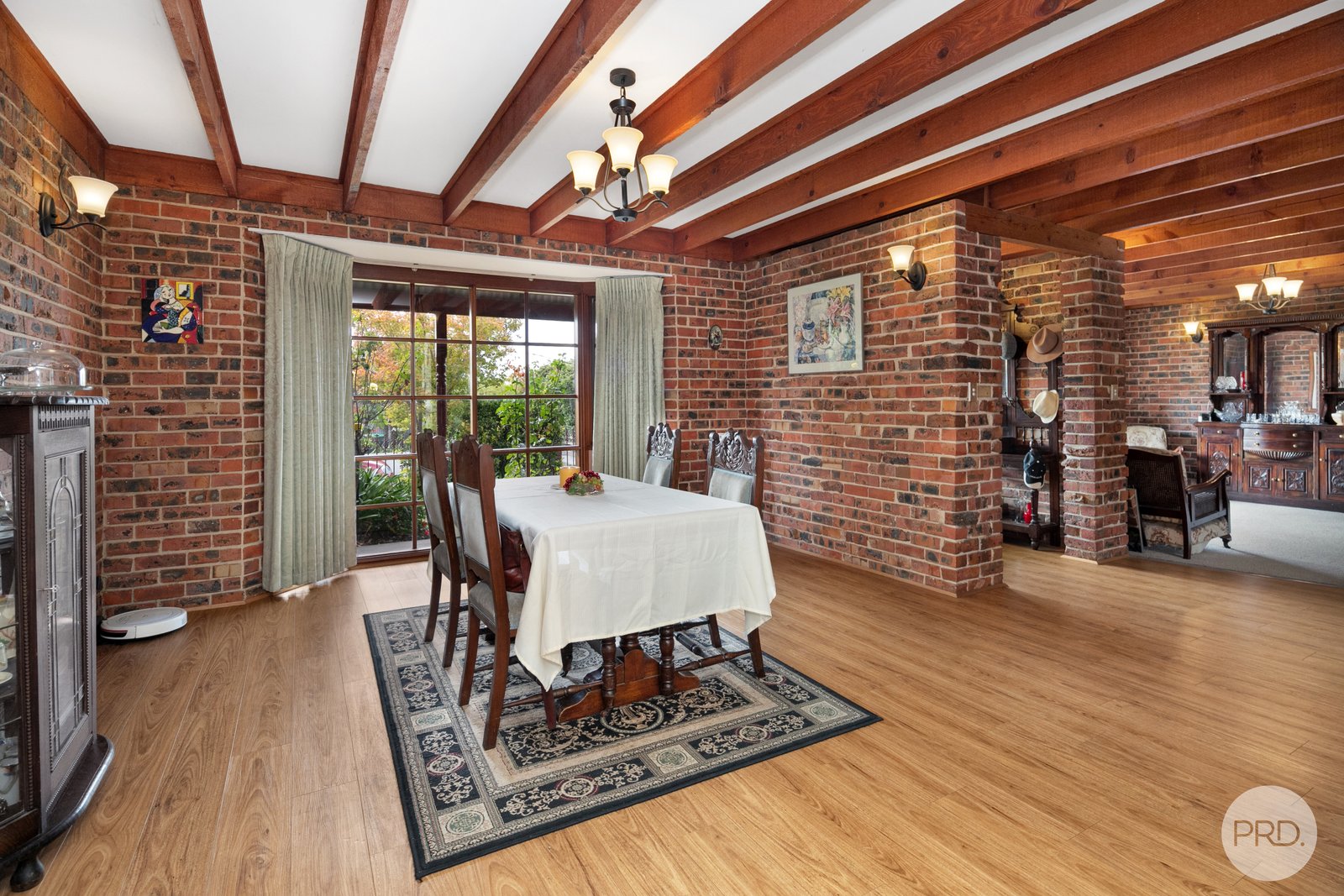 15 Lake Street LAKE WENDOUREE 8