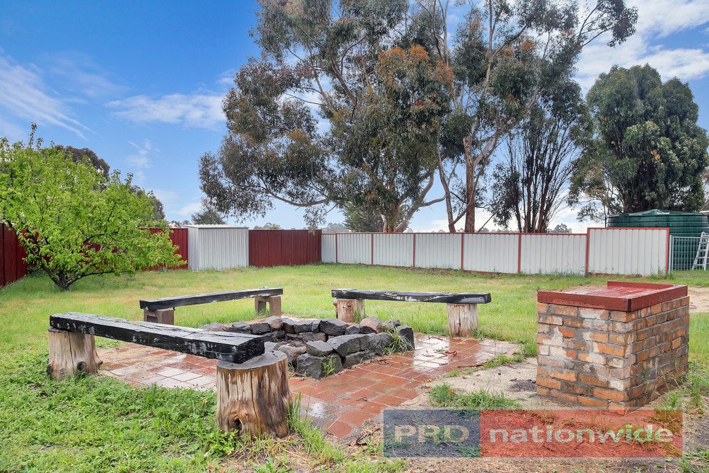 15 Lalor Lane CRESWICK 11