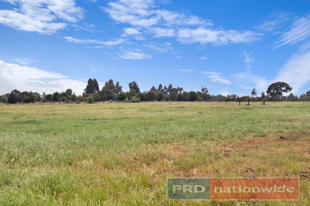 15 Lalor Lane CRESWICK 16