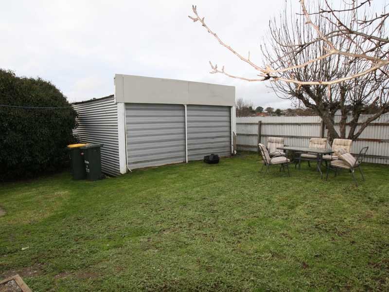15 Larter Street BALLARAT EAST 9