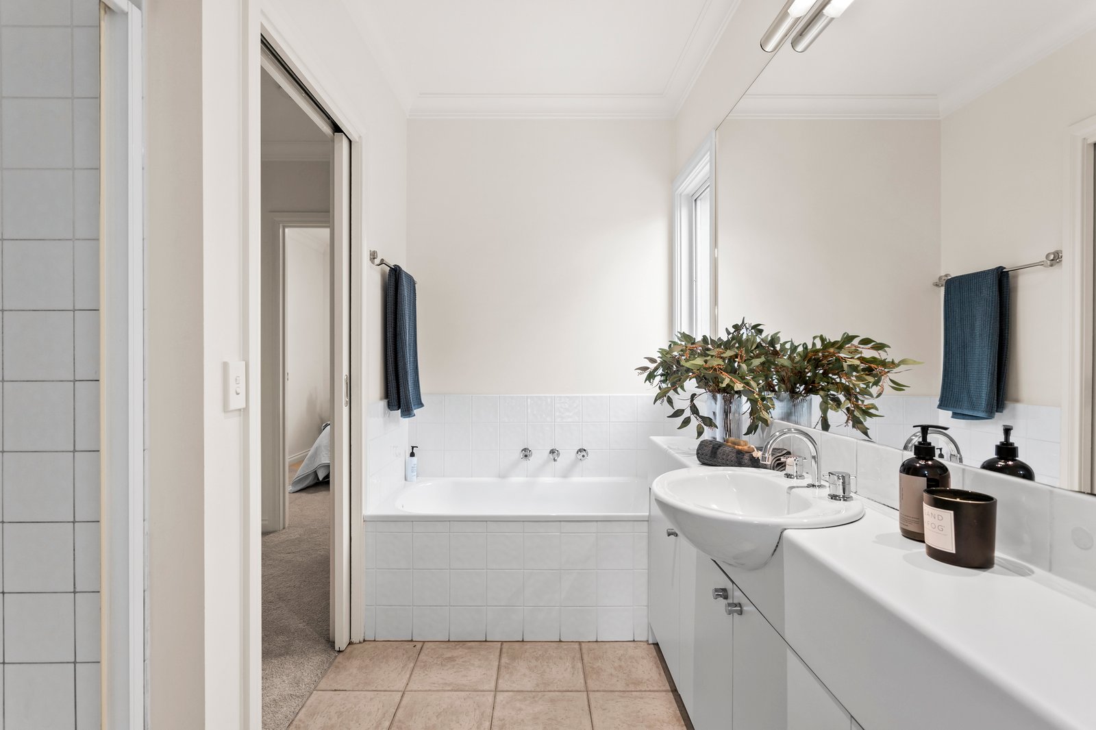 Real Estate and Property in 1/5 Latrobe Street, Caulfield South, VIC