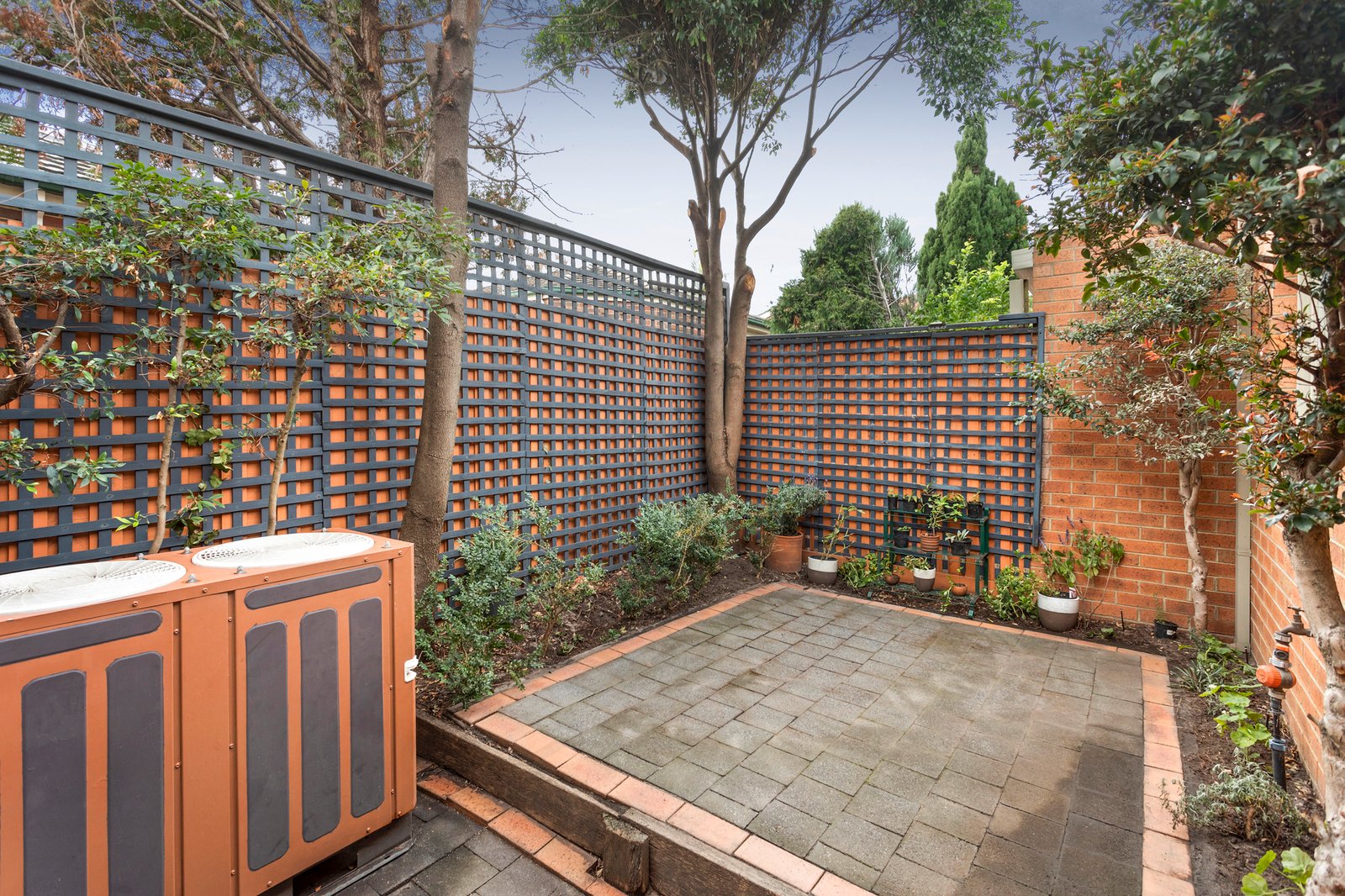 Real Estate and Property in 1/5 Latrobe Street, Caulfield South, VIC