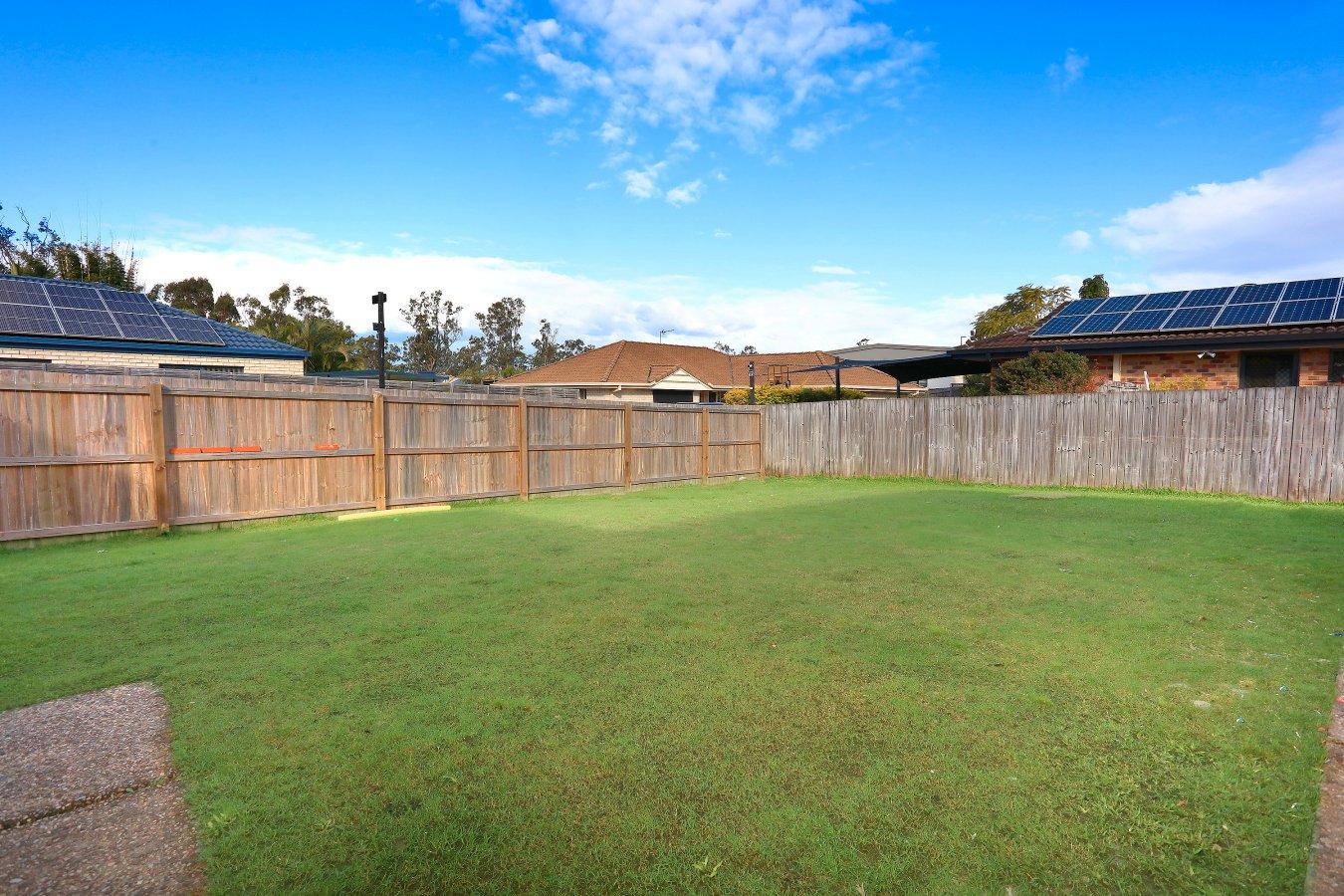 15 Lauren Grove UPPER COOMERA 14