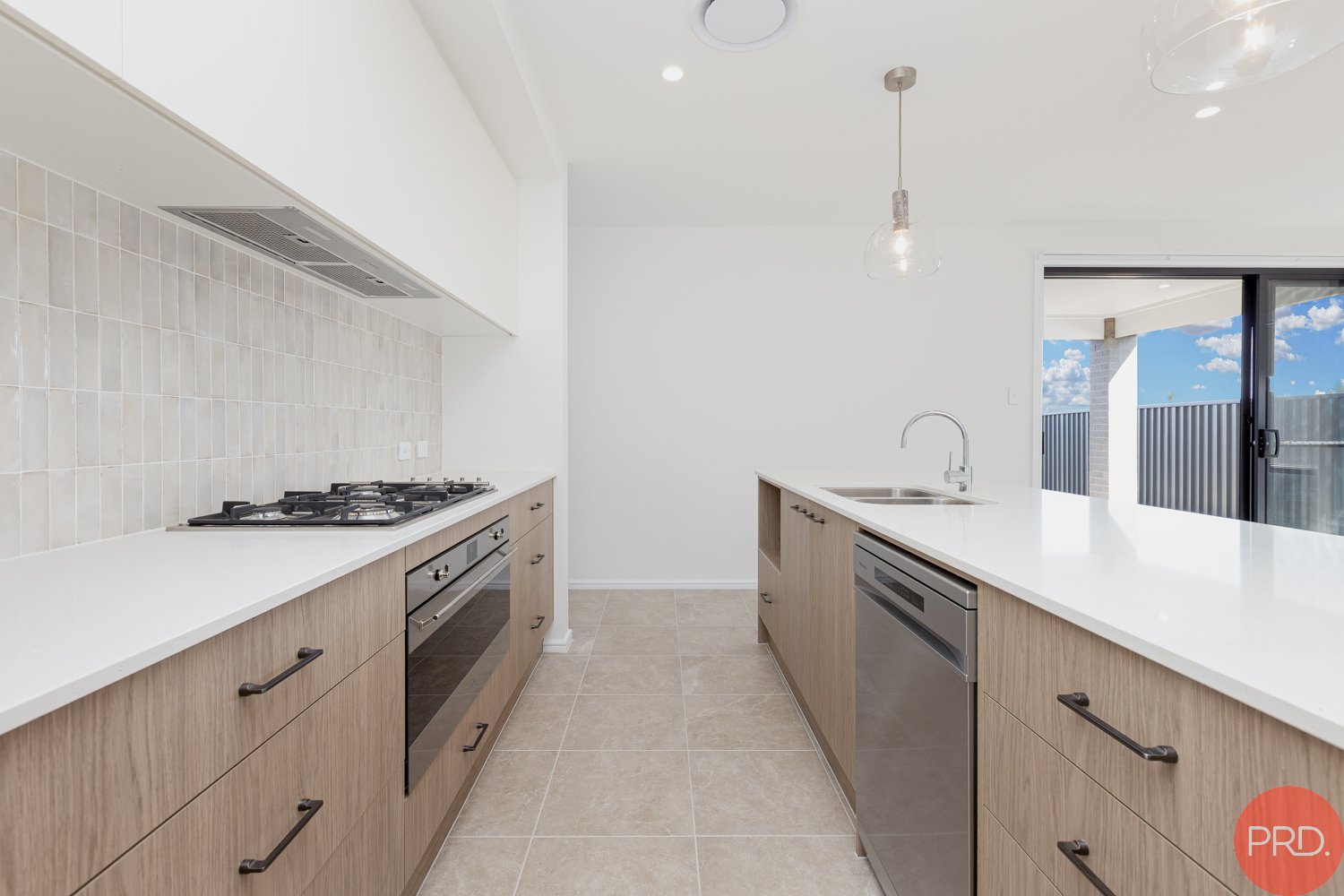 15 Leenan Drive CHISHOLM 8