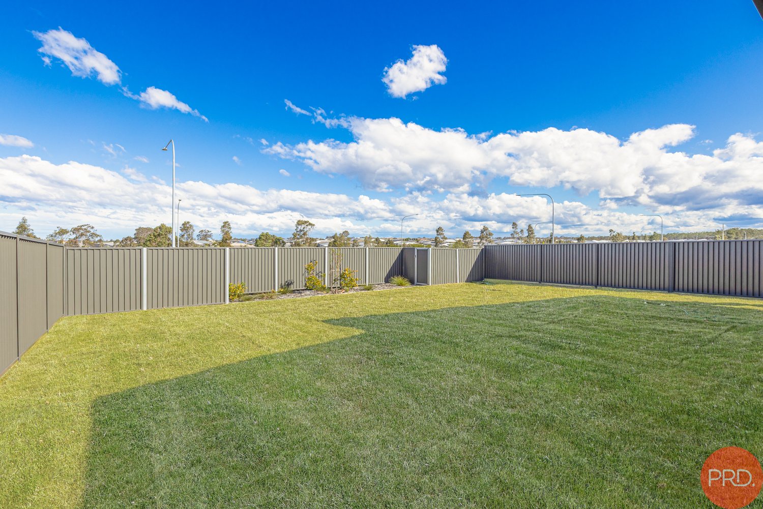 15 Leenan Drive CHISHOLM 26
