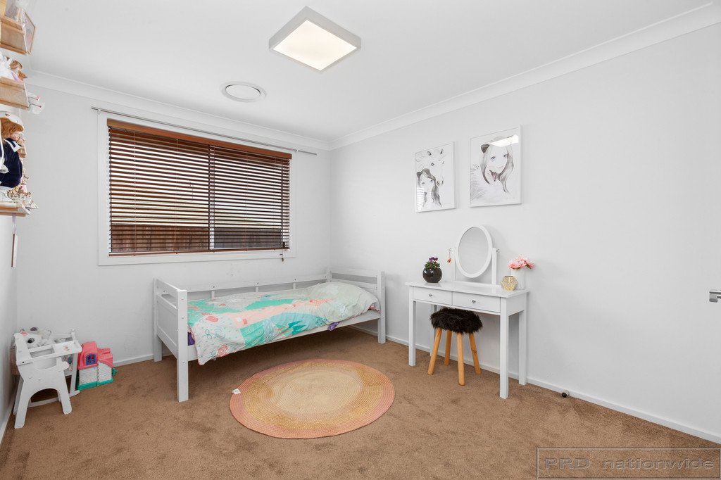 15 Legendary Circuit GILLIESTON HEIGHTS 12