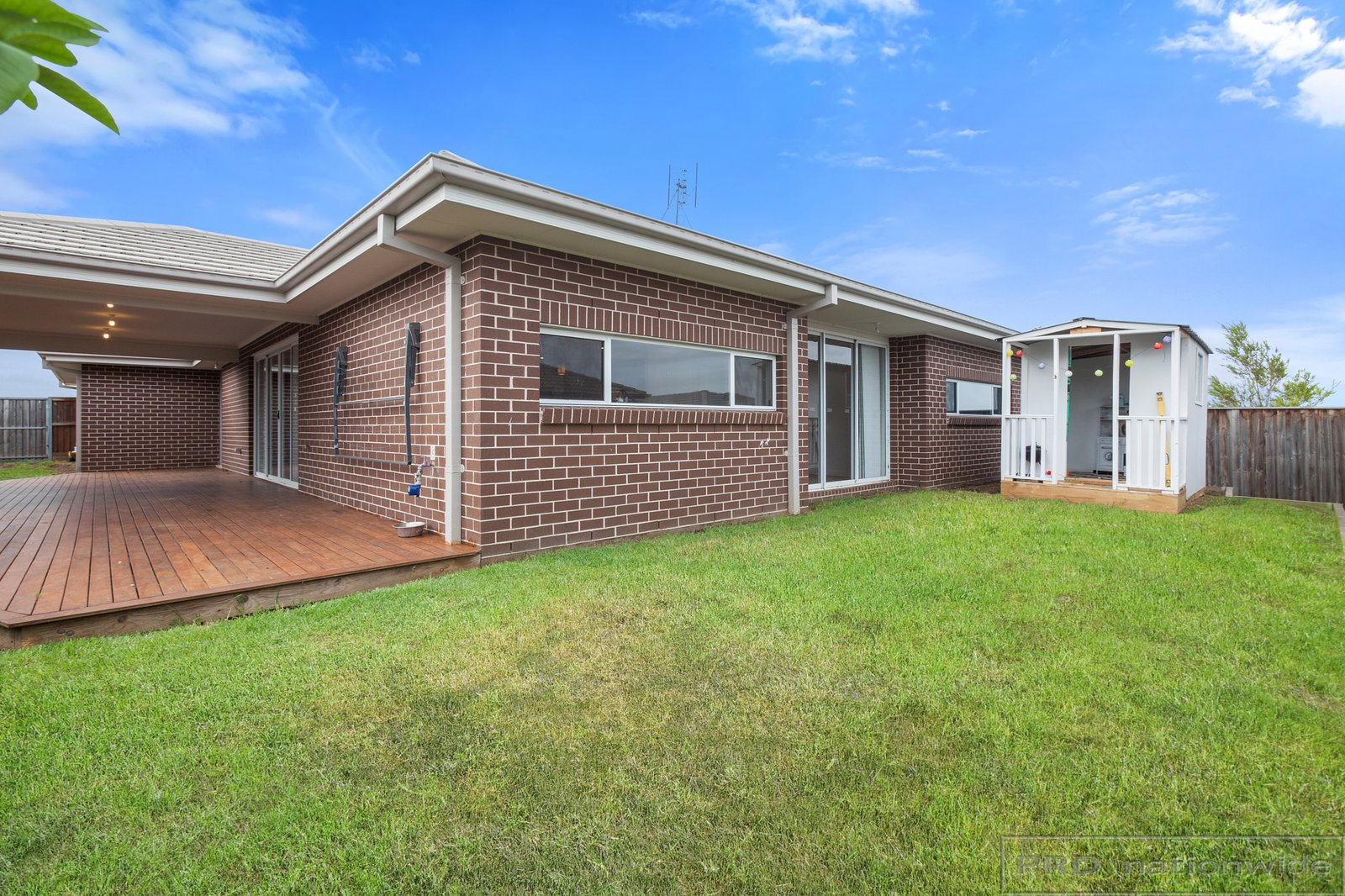 15 Legendary Circuit GILLIESTON HEIGHTS 18