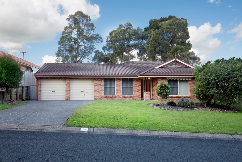 15 Leinster Circuit ASHTONFIELD 1