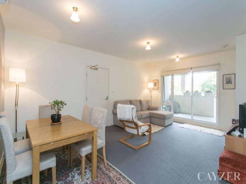Gallery: 1/5 Liardet Street