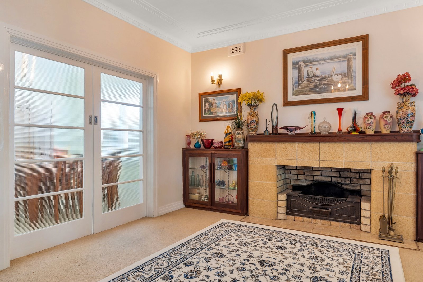 15 Light Street CASINO 8