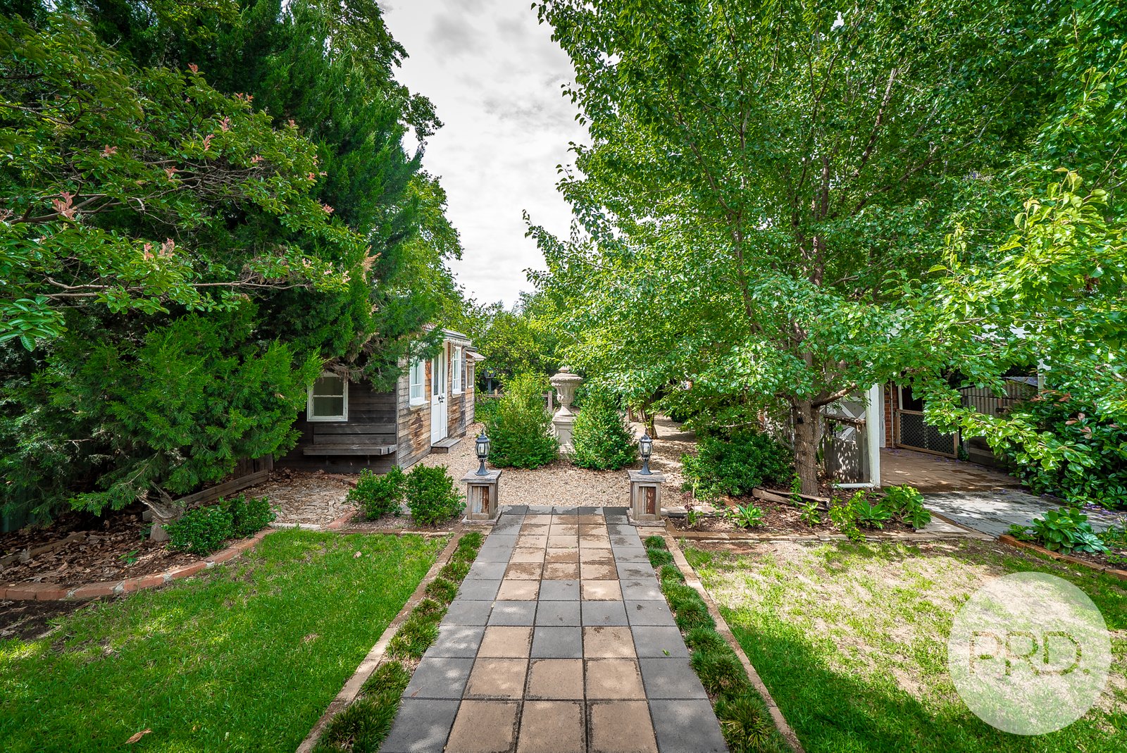 15 Lindsay Street TURVEY PARK 10