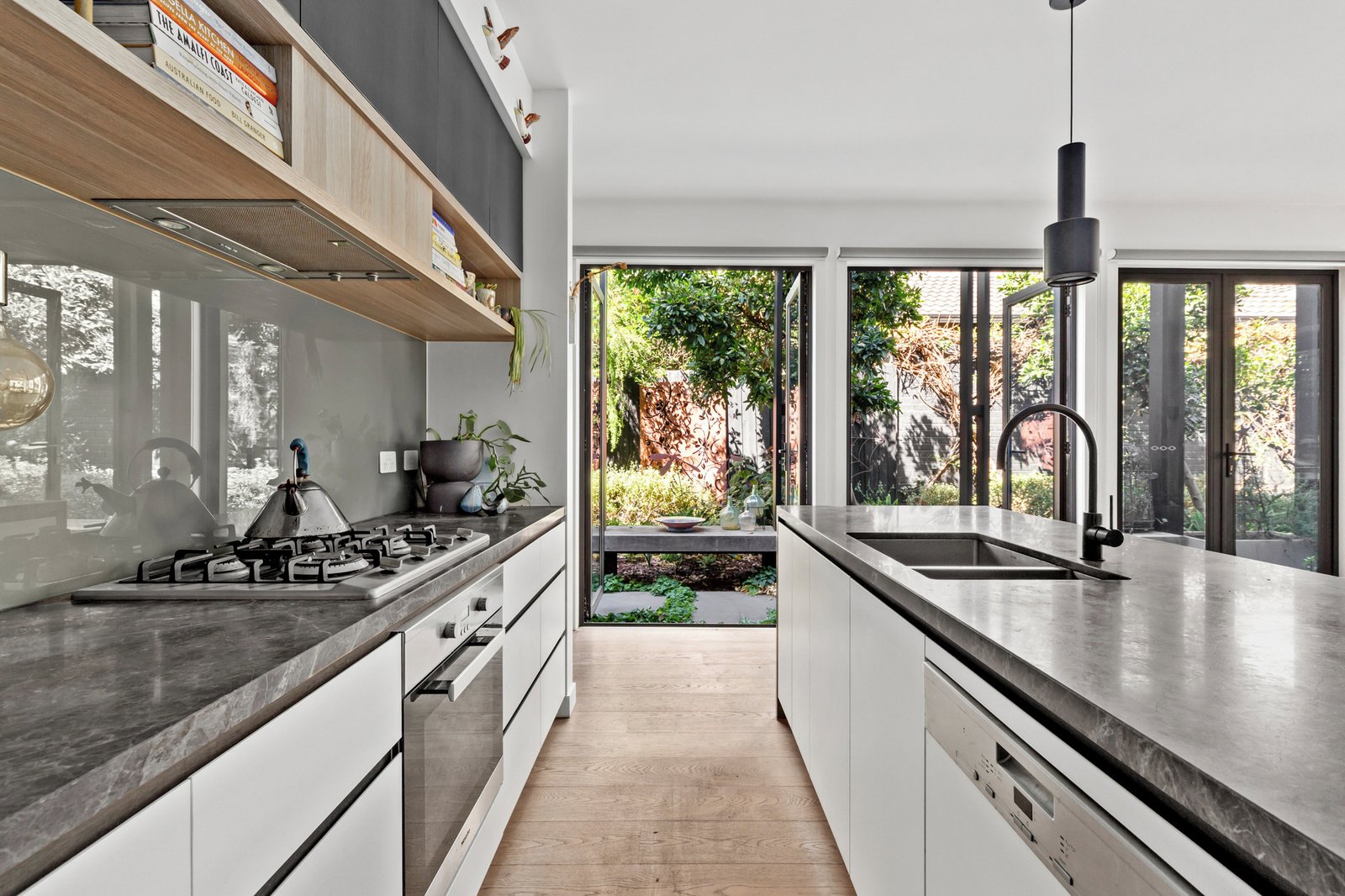 15 Liquidamber Place, Malvern East, 3145