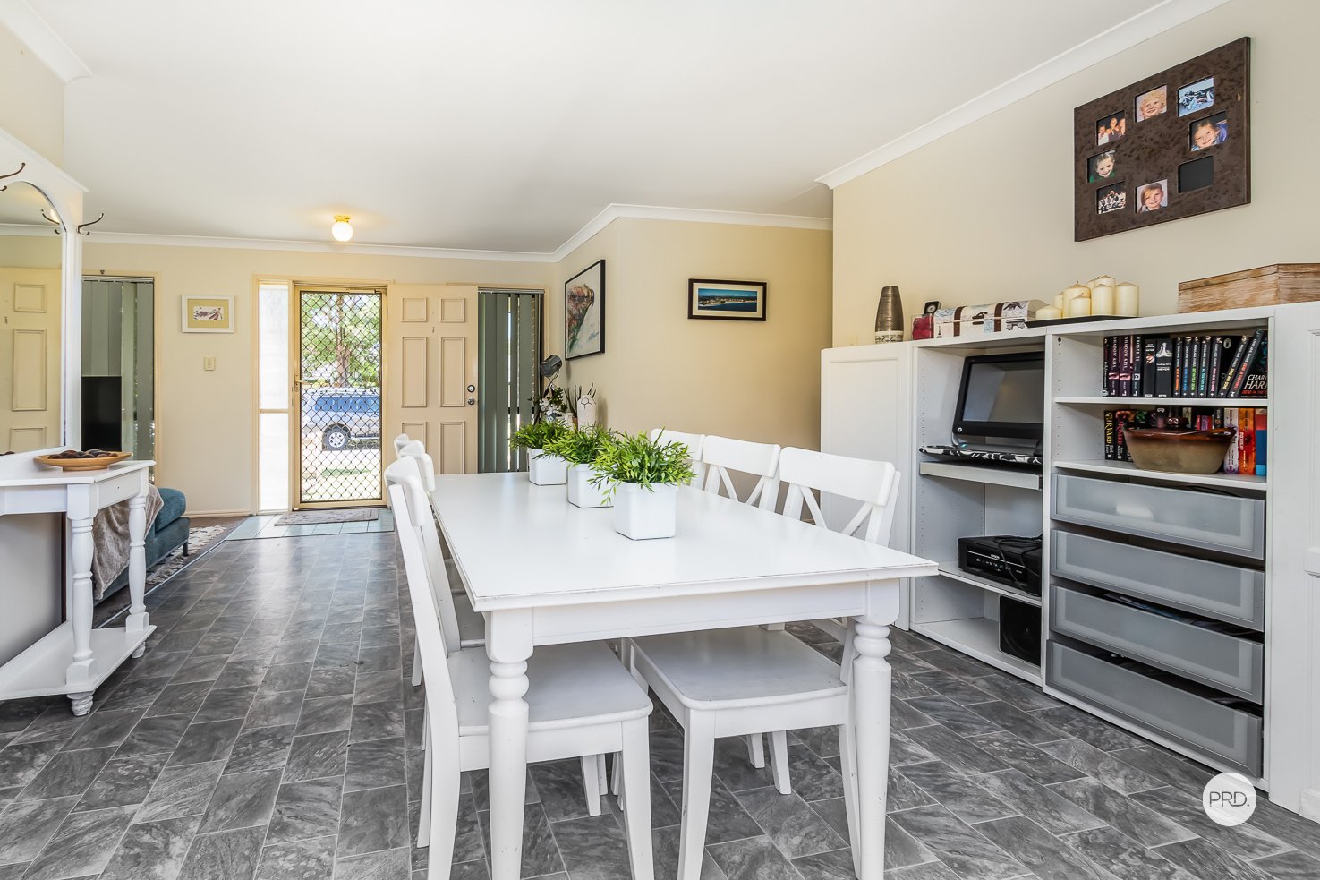 15 LITHFIELD Place LOGANHOLME 10