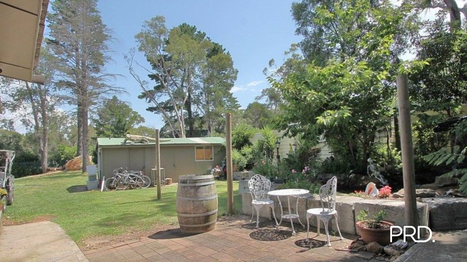 15 Livingstone St  Lawson 4