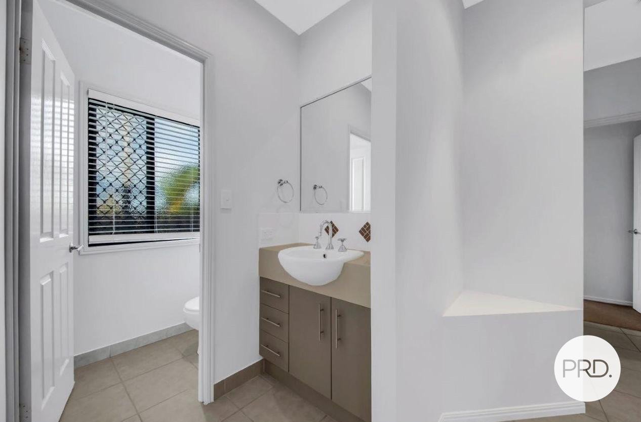 15 Longreach Court TANNUM SANDS 17