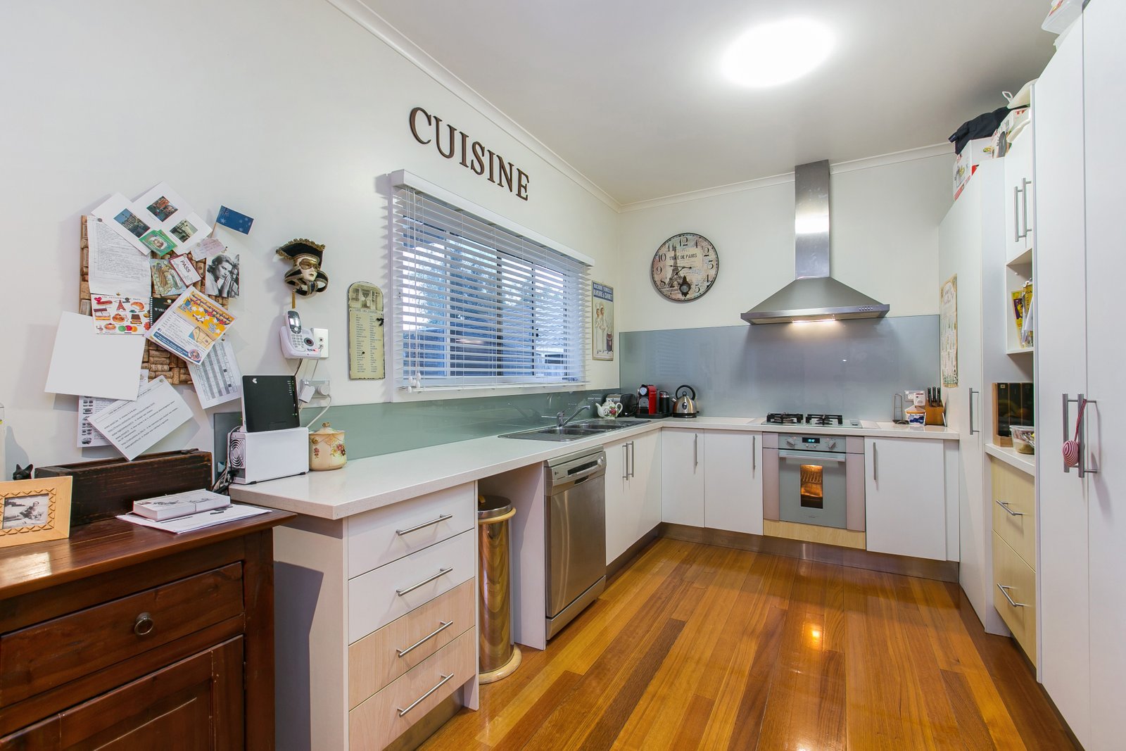 Gallery: 15 Lonsdale Avenue