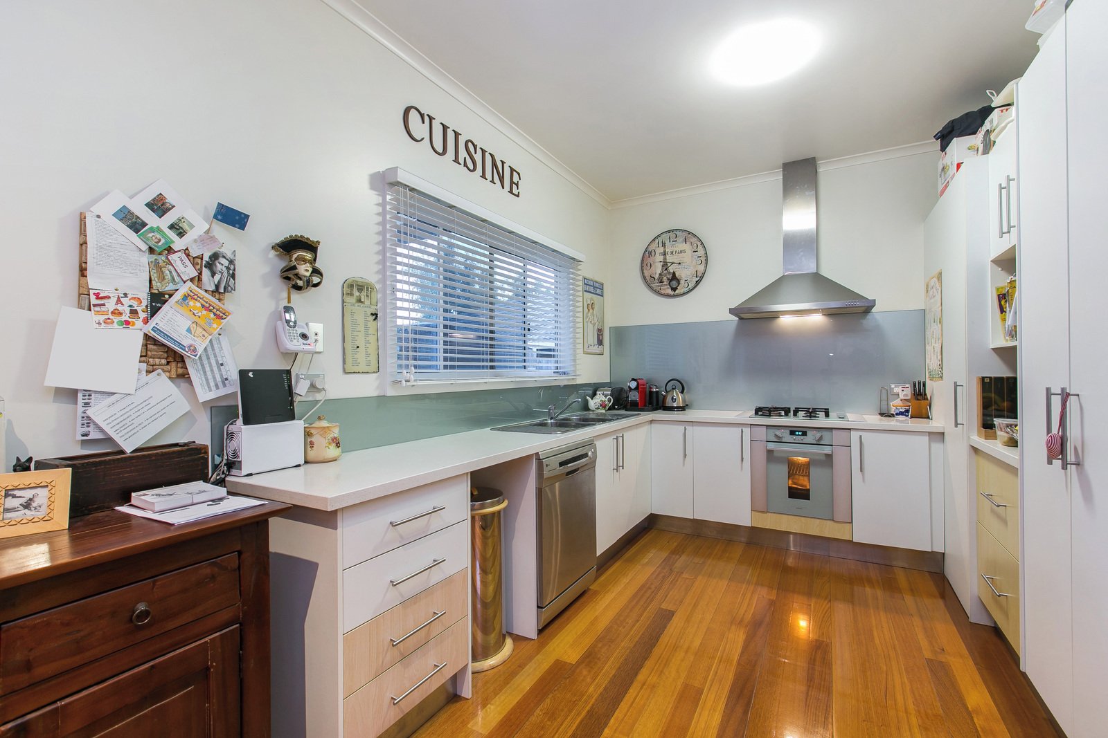 Gallery: 15 Lonsdale Avenue