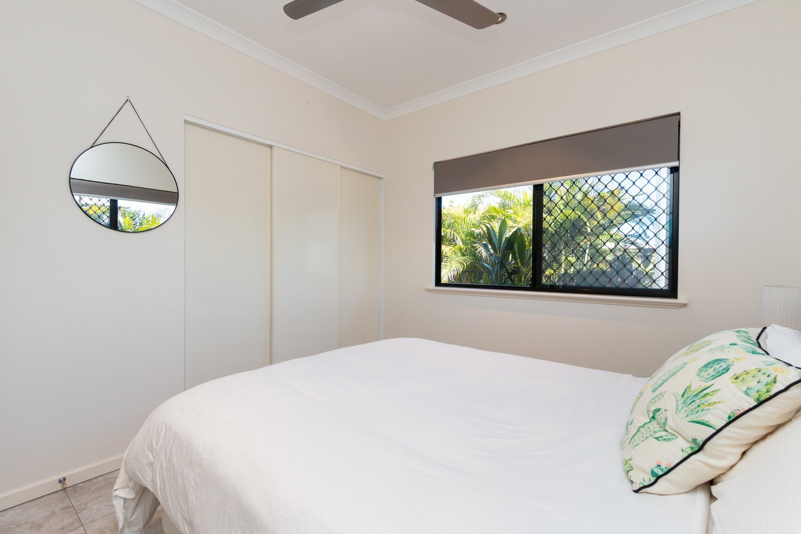 15 Loping Pass BILINGURR 13