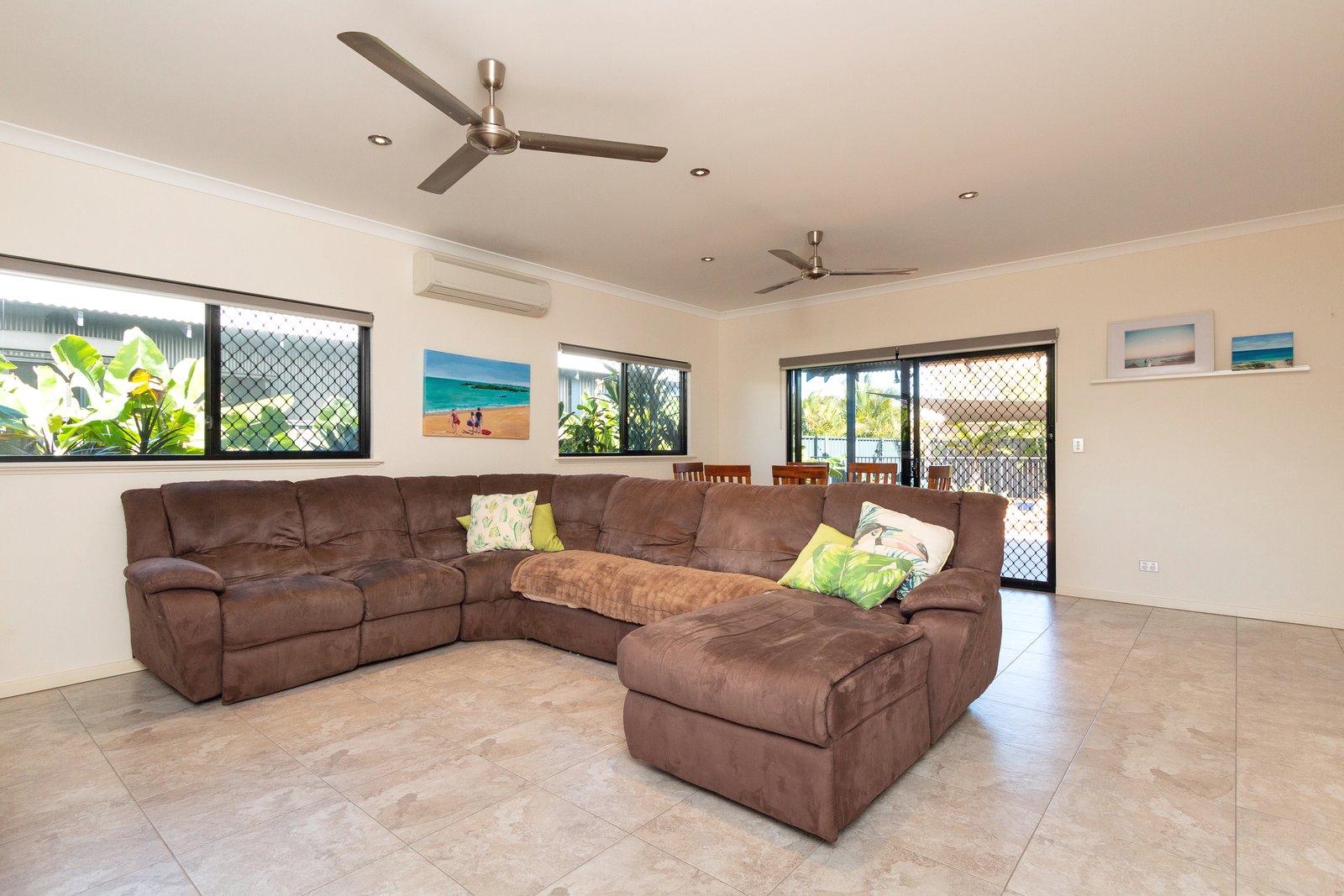 15 Loping Pass BILINGURR 23