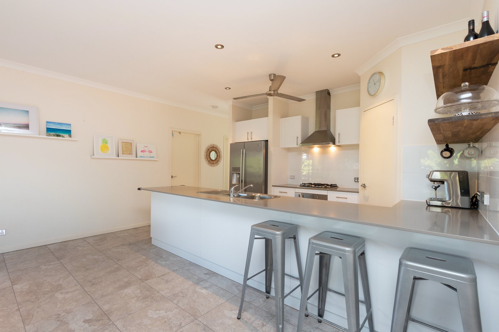 15 Loping Pass BILINGURR 24