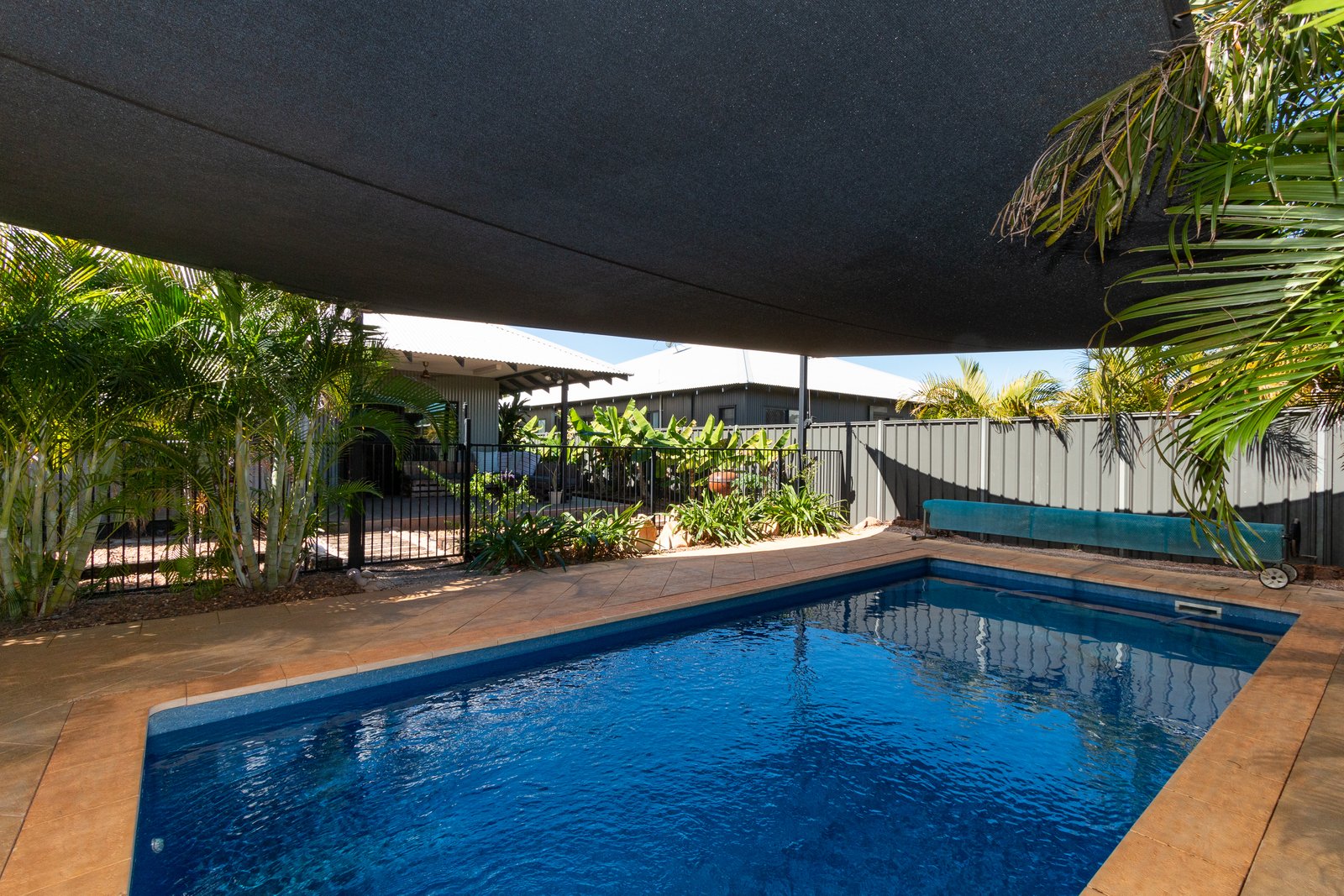 15 Loping Pass BILINGURR 34