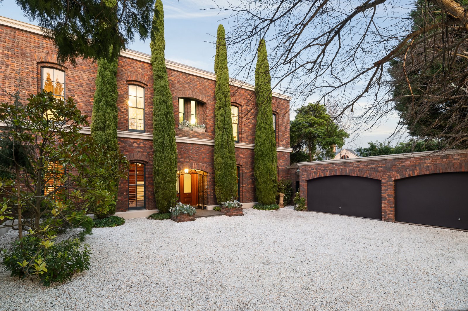 15 Lorne Grove, Camberwell, 3124