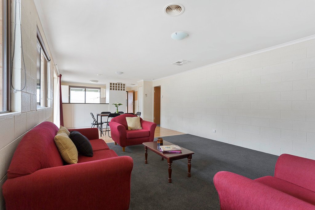 15 Lowe Street KANGAROO FLAT 3
