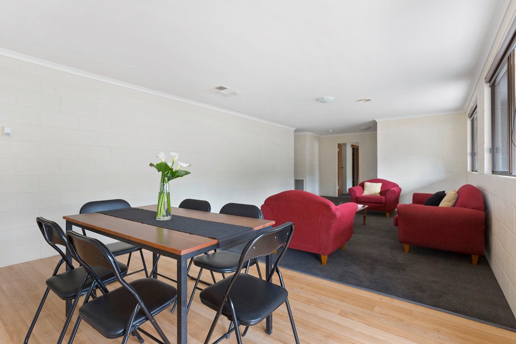 15 Lowe Street KANGAROO FLAT 4