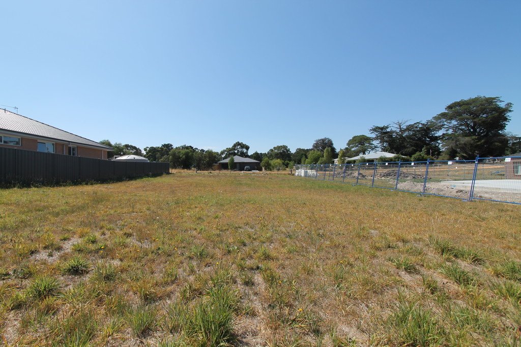 15 Lynch Street SMYTHESDALE 1