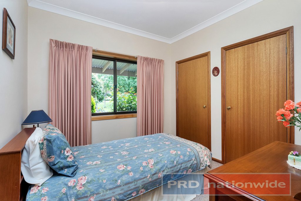 15 Mahers Lane MOUNT EGERTON 11