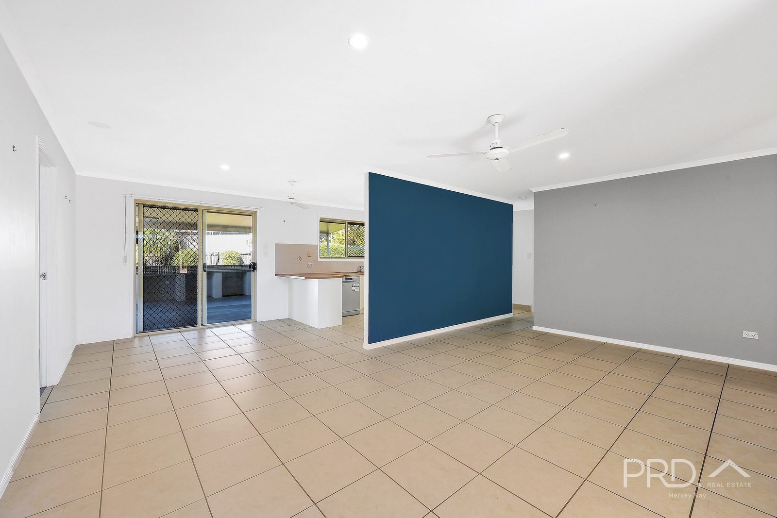 15 Mainsail Court POINT VERNON 9
