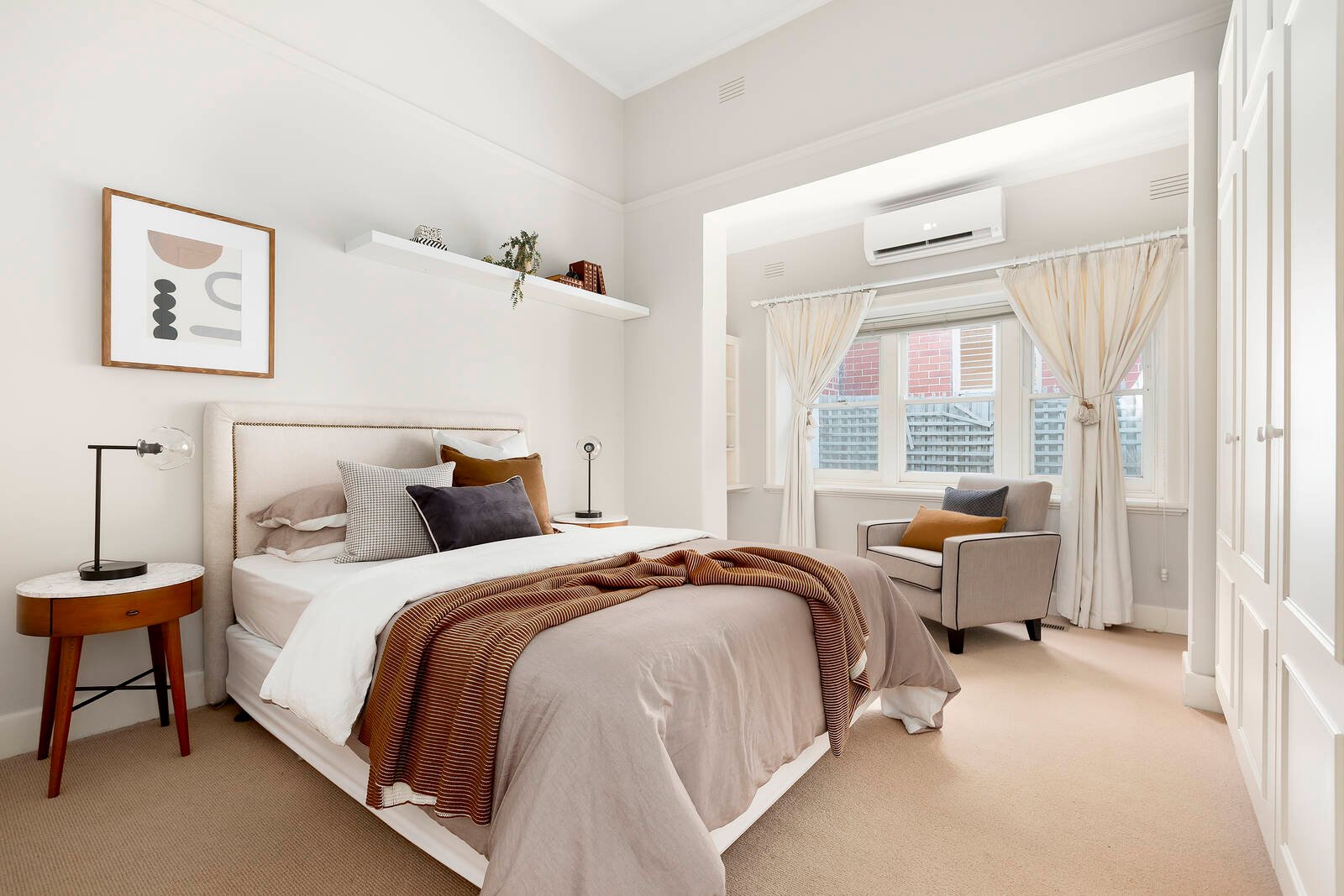 Real Estate and Property in 15 Mandeville Crescent, Toorak, VIC