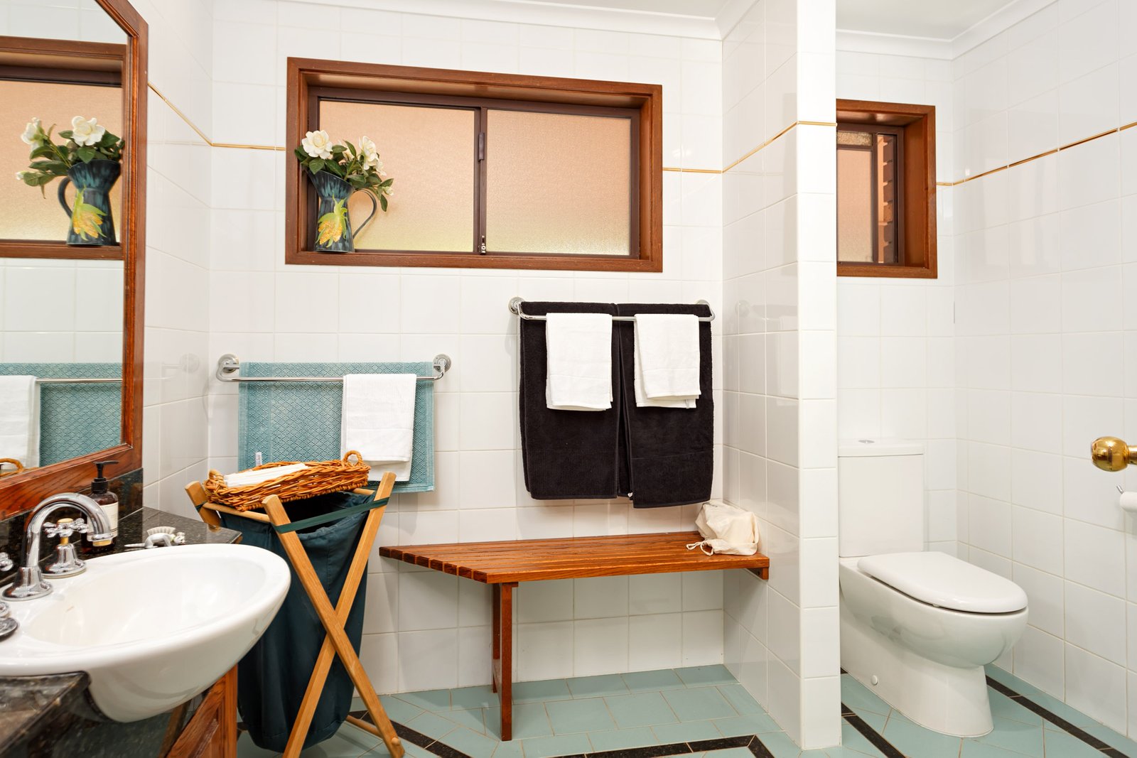 15 Maple Road LAKE ALBERT 10