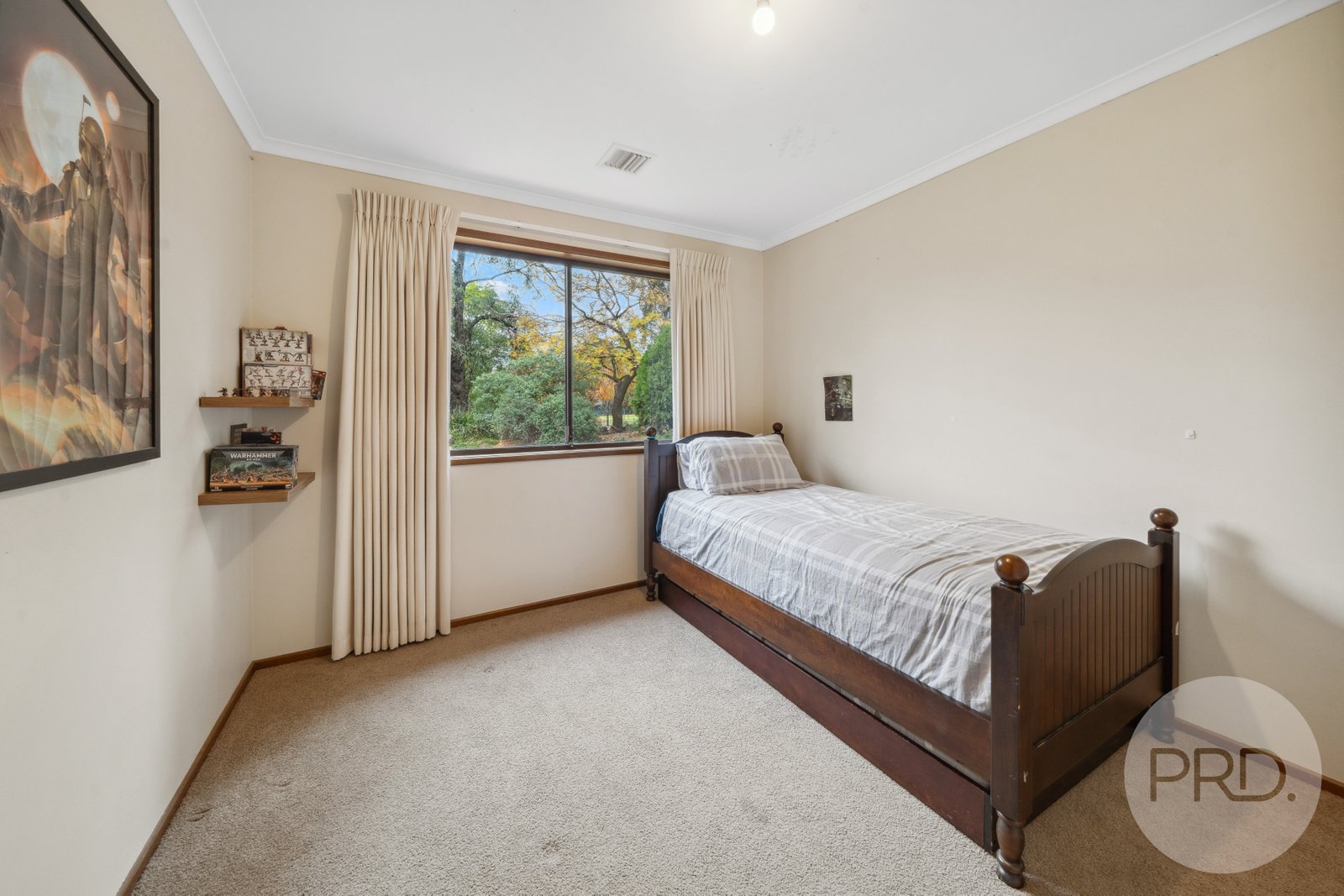 15 Maple Road LAKE ALBERT 16
