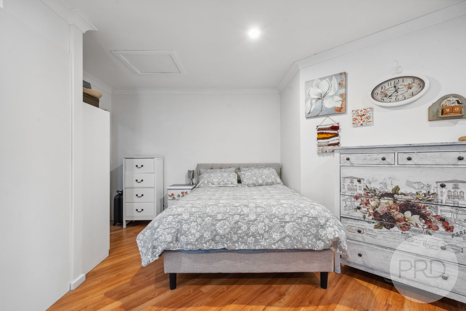 15 Maple Road LAKE ALBERT 19