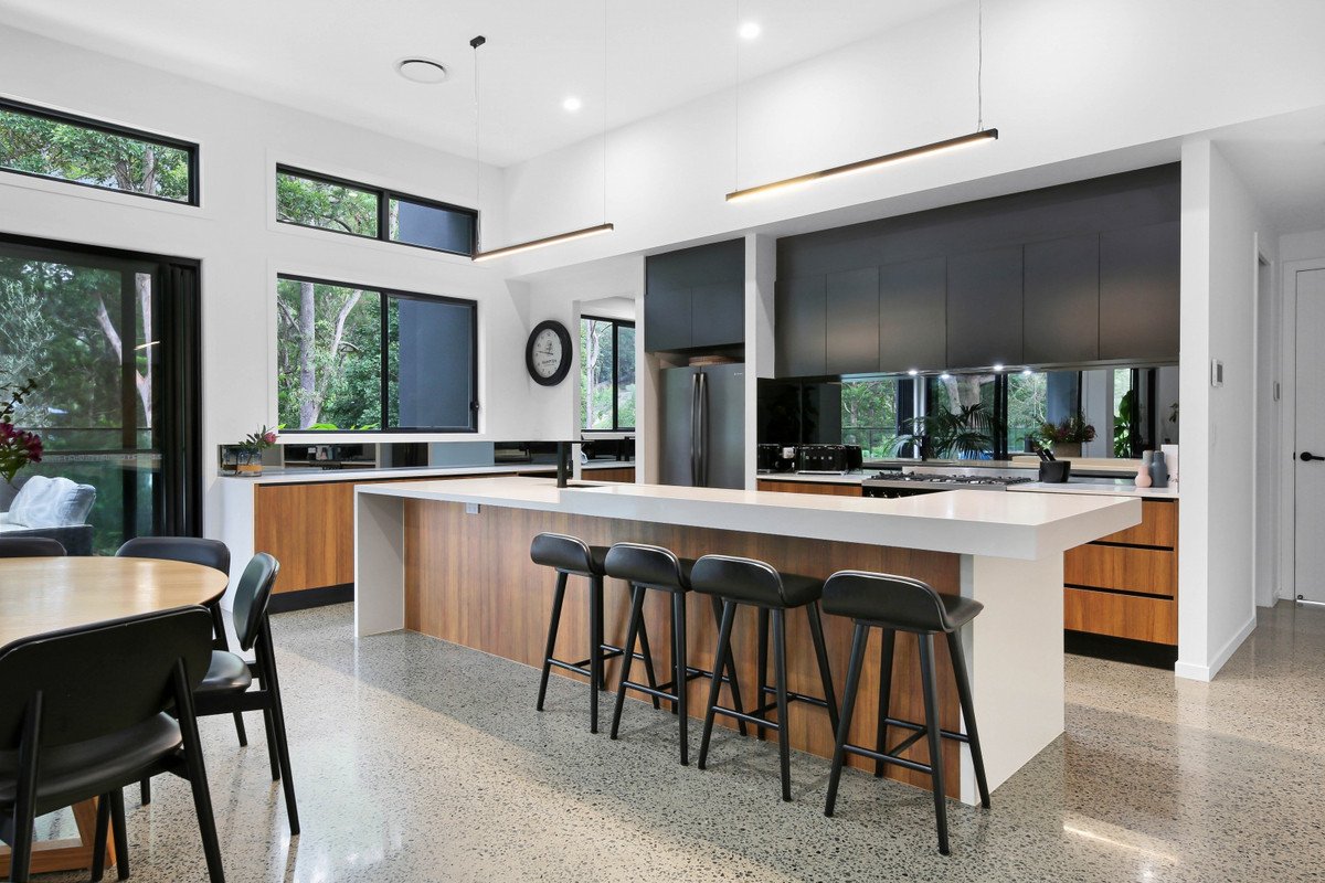 15 Mary Bale Drive Tallebudgera 2