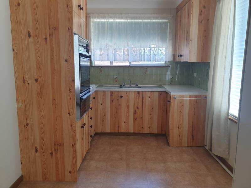 1/5 May Lane TAMWORTH 3