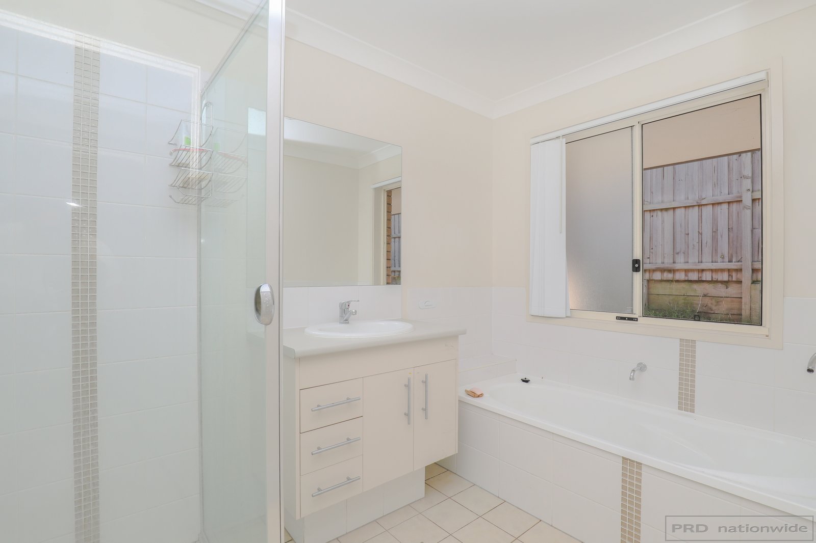 15 McKeachie Drive ABERGLASSLYN 10