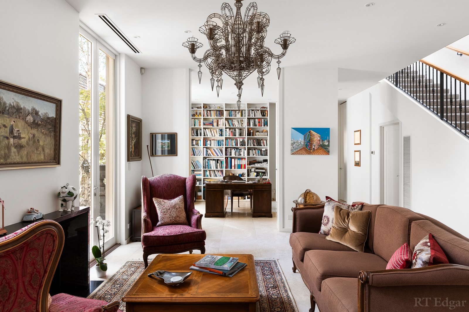 Real Estate and Property in 15 Merriwee Crescent, Toorak, VIC