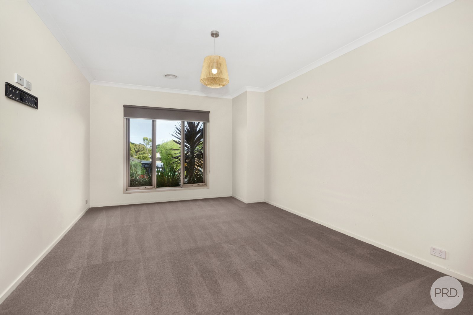 15 Middlin Street BROWN HILL 5