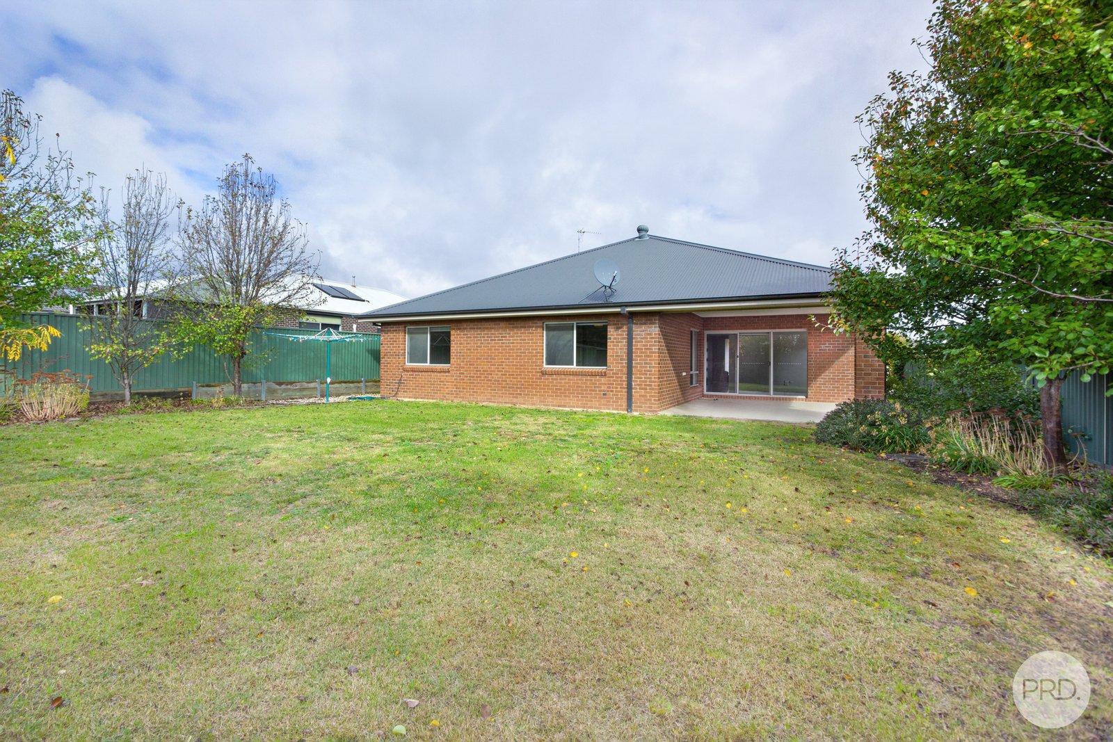 15 Middlin Street BROWN HILL 13