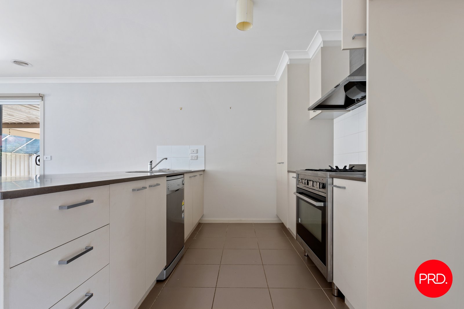 15 Miners Rest KANGAROO FLAT 3