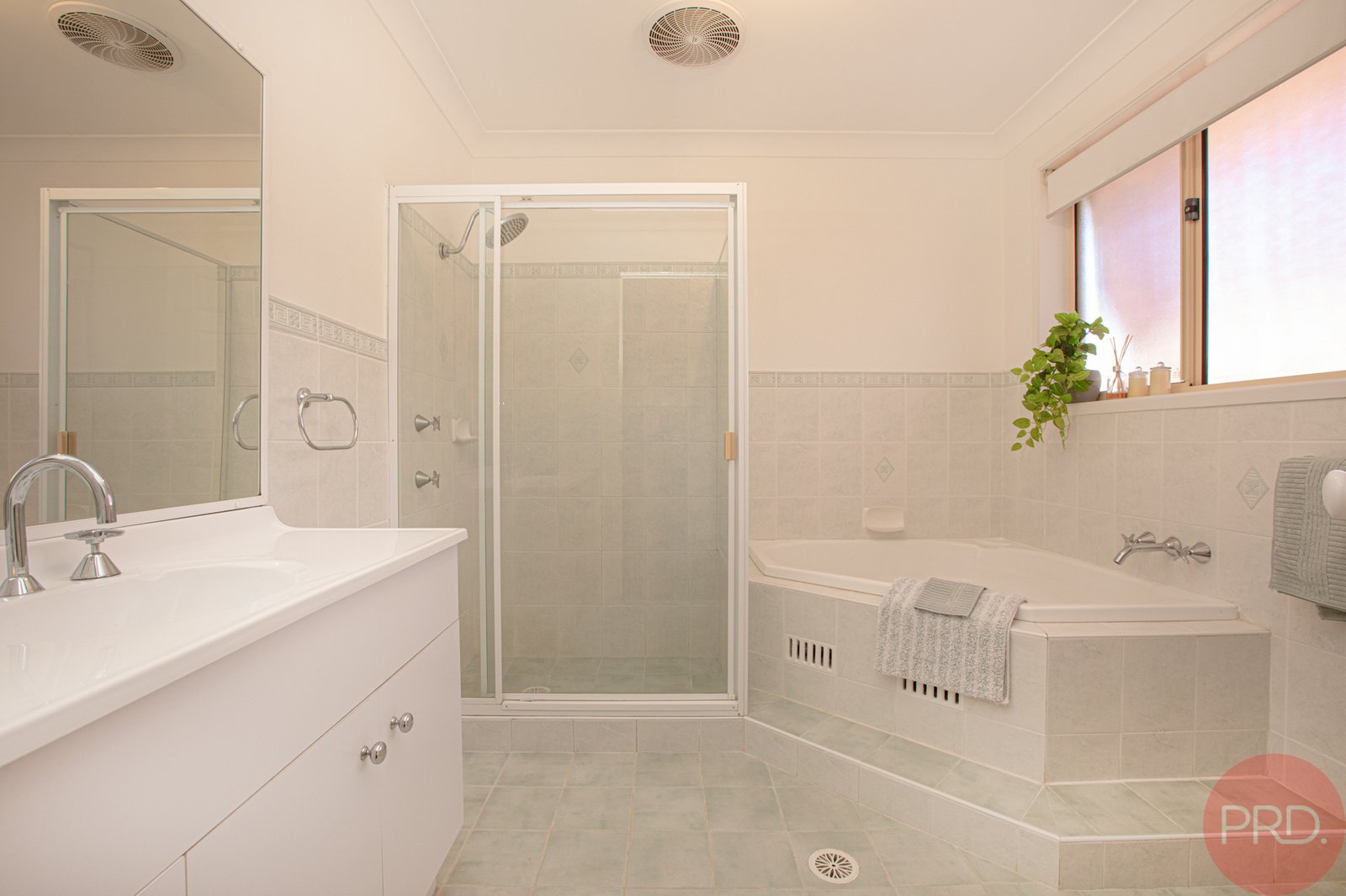 15 Monaghan Circuit ASHTONFIELD 15