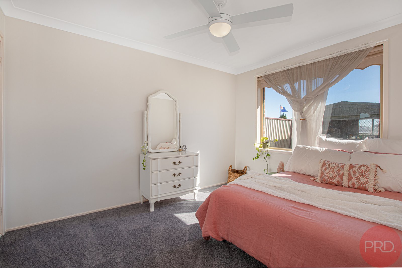 15 Monaghan Circuit ASHTONFIELD 16